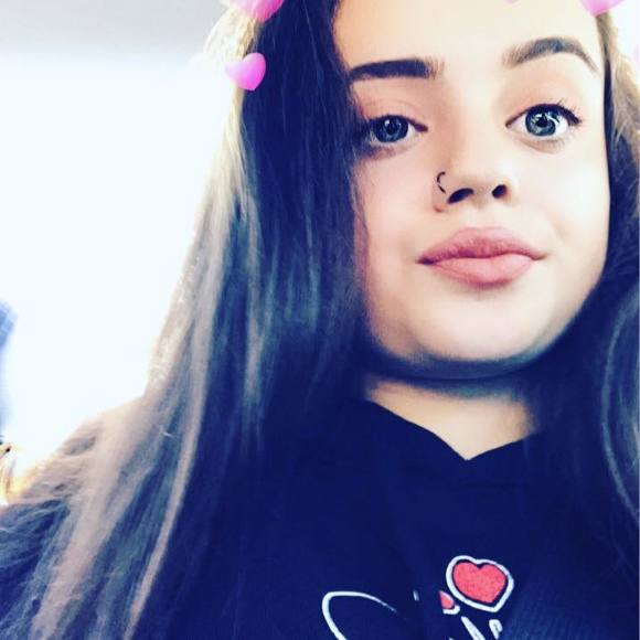 Meet your Posher, Jessica - Picture 1 of 1